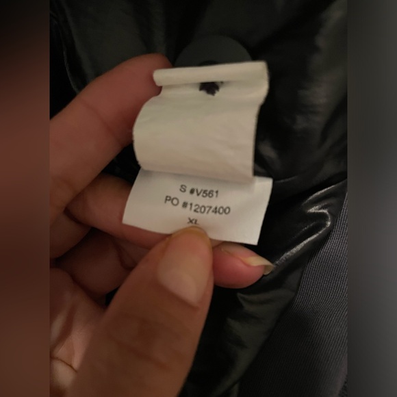 Vuori Men’s XL charcoal insulated jacket. EUC - Picture 3 of 12